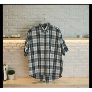 Knights of Round Table Medium Green‎ White Plaid Short Sleeve Button Up Shirt